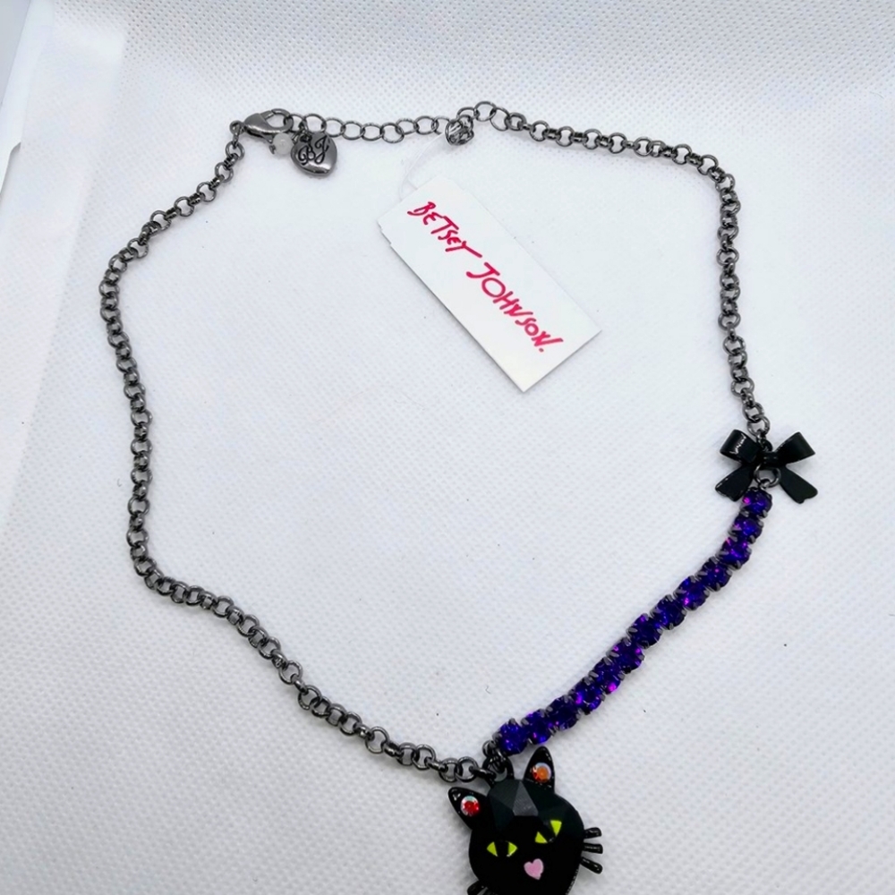 Betsey Johnson Black Cat Silver Tone Necklace With Purple Gems